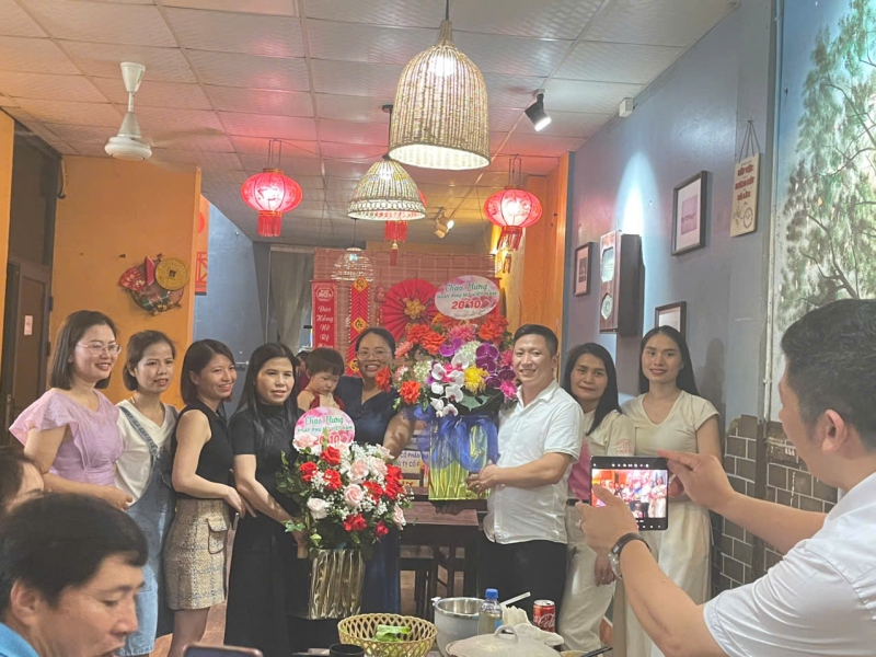 Kỷ Niệm 10 Năm Thành Lập